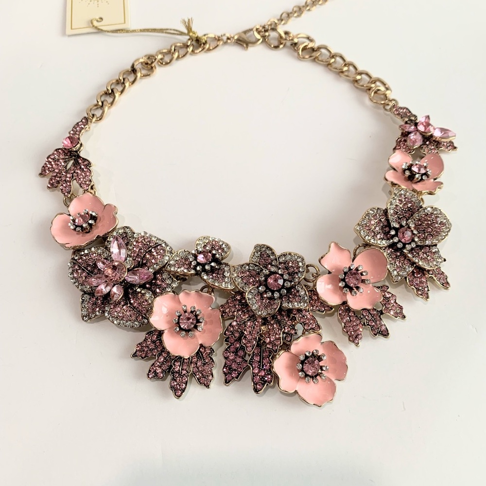 Eye Candy LA - Amata Statement Necklace - Pink - Picture 3 of 5